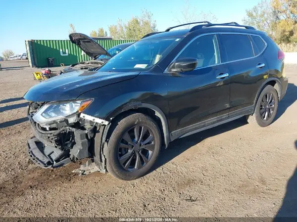 5N1AT2MV1HC806836 2017 NISSAN ROGUE - Image 2