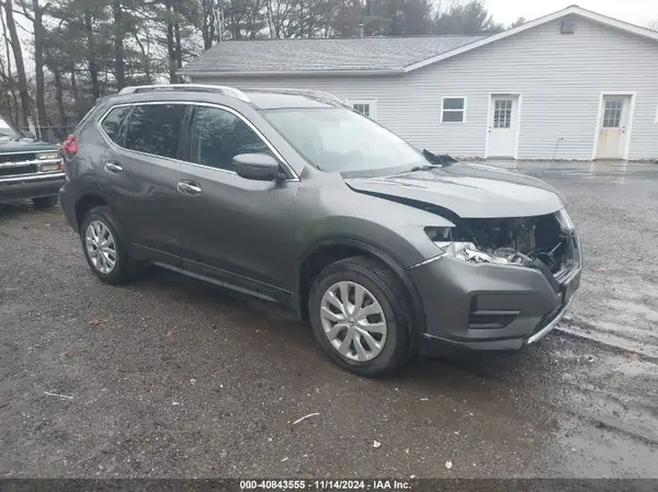 5N1AT2MV1HC808893 2017 NISSAN ROGUE - Image 1