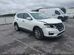5N1AT2MV1HC811230 2017 NISSAN ROGUE