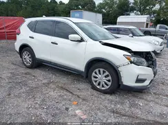 5N1AT2MV1HC811261 2017 NISSAN ROGUE