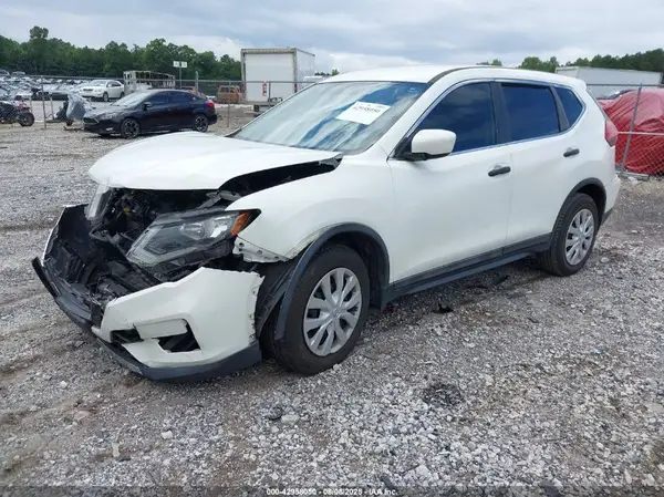 5N1AT2MV1HC811261 2017 NISSAN ROGUE - Image 2