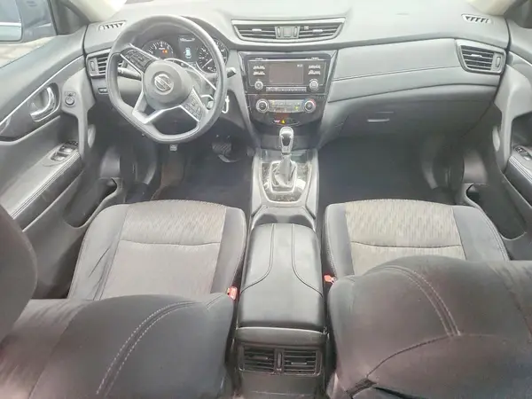 5N1AT2MV1HC811504 2017 NISSAN ROGUE - Image 8