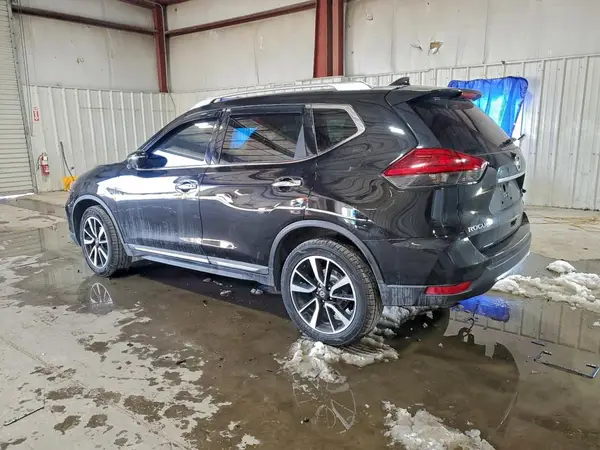 5N1AT2MV1HC812751 2017 NISSAN ROGUE - Image 2