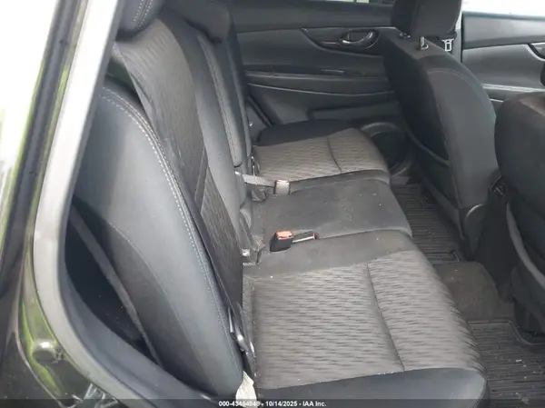 5N1AT2MV1HC813818 2017 NISSAN ROGUE - Image 8