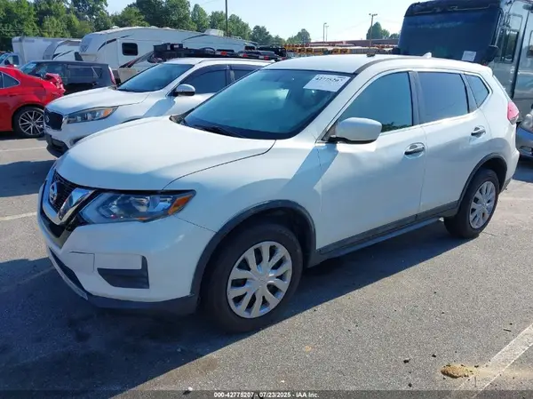 5N1AT2MV1HC814189 2017 NISSAN ROGUE - Image 2