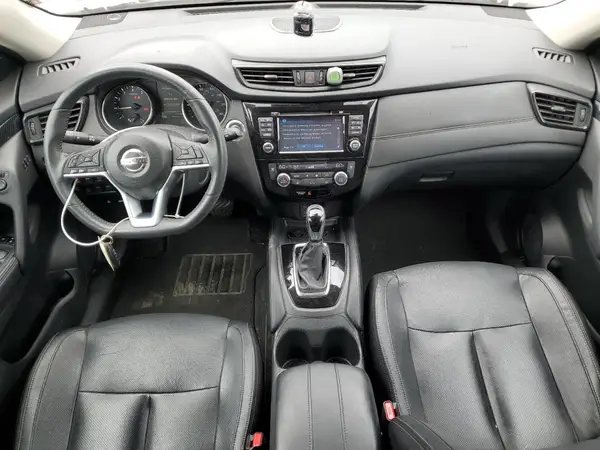 5N1AT2MV1HC814984 2017 NISSAN ROGUE - Image 8