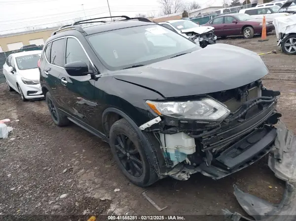 5N1AT2MV1HC816136 2017 NISSAN ROGUE - Image 1