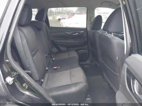 5N1AT2MV1HC816136 2017 NISSAN ROGUE - Image 8
