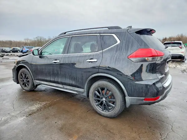 5N1AT2MV1HC816797 2017 NISSAN ROGUE - Image 2