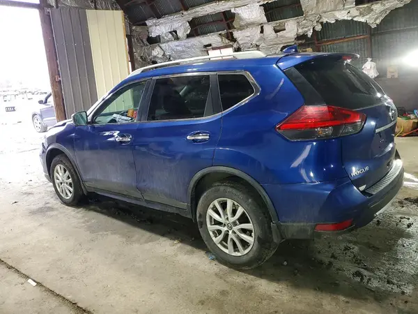 5N1AT2MV1HC825676 2017 NISSAN ROGUE - Image 2