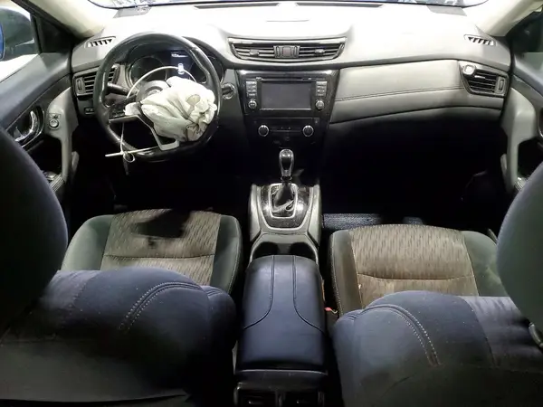 5N1AT2MV1HC825676 2017 NISSAN ROGUE - Image 8