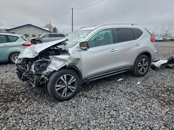 5N1AT2MV1HC828061 2017 NISSAN ROGUE - Image 1