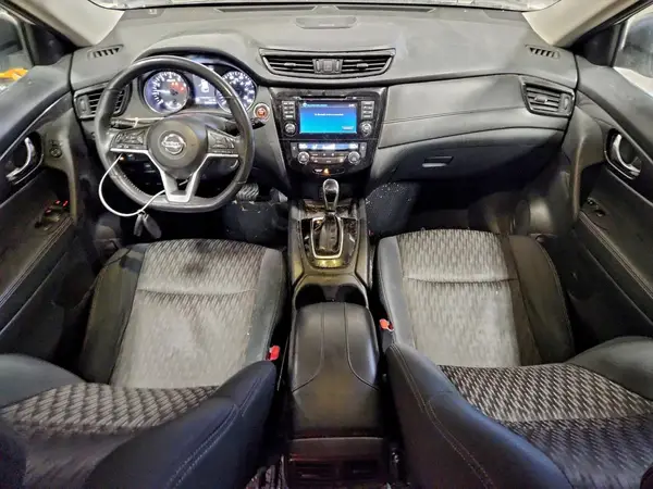 5N1AT2MV1HC837519 2017 NISSAN ROGUE - Image 8
