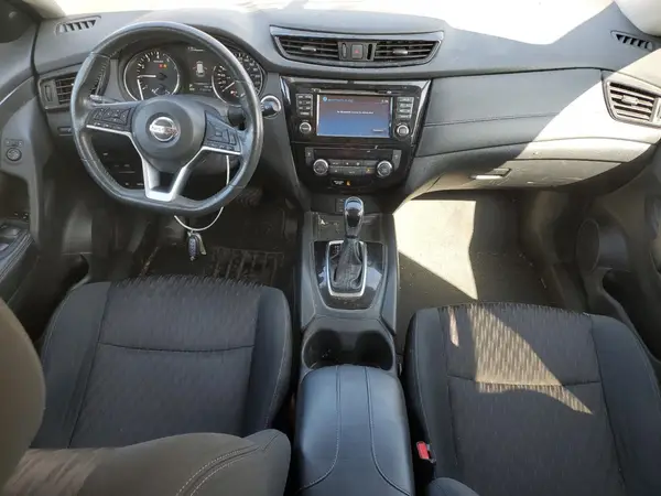 5N1AT2MV1HC841263 2017 NISSAN ROGUE - Image 8