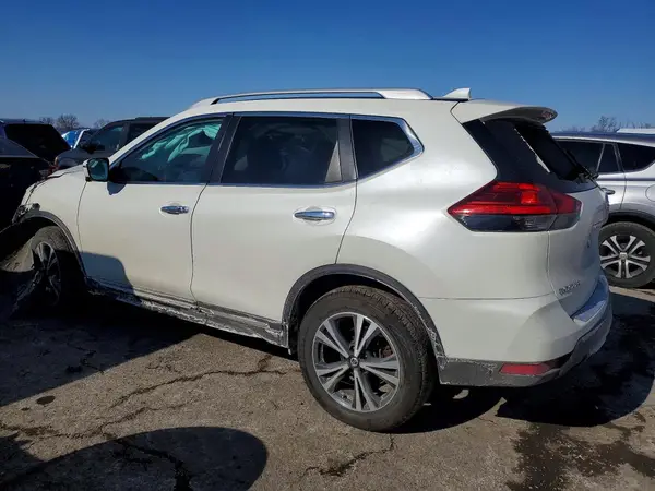 5N1AT2MV1HC844969 2017 NISSAN ROGUE - Image 2