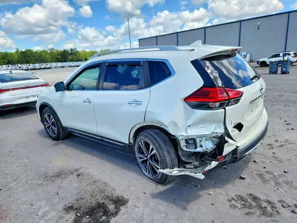 5N1AT2MV1HC848620 2017 NISSAN ROGUE - Image 2