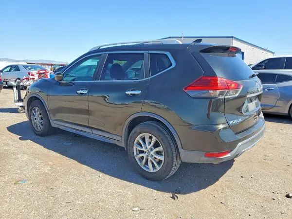 5N1AT2MV1HC852165 2017 NISSAN ROGUE - Image 2