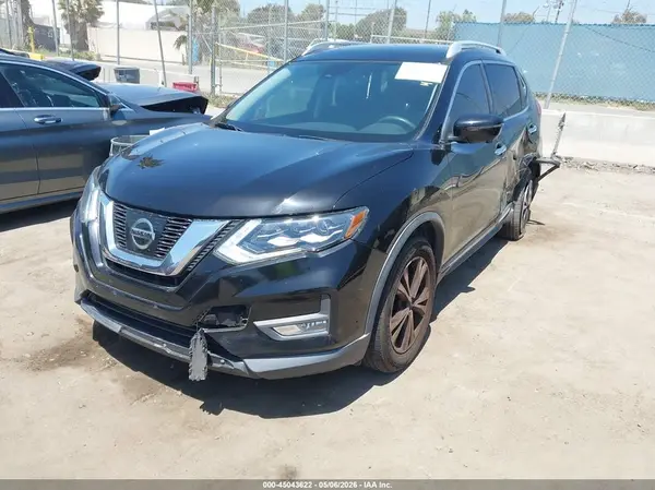 5N1AT2MV1HC861531 2017 NISSAN ROGUE - Image 2