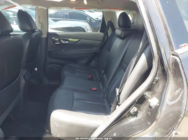 5N1AT2MV1HC861531 2017 NISSAN ROGUE - Image 8