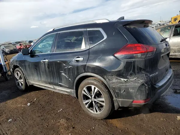 5N1AT2MV1HC863764 2017 NISSAN ROGUE - Image 2
