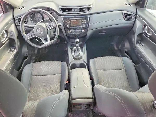 5N1AT2MV1HC864610 2017 NISSAN ROGUE - Image 8