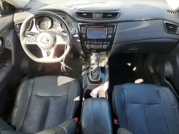 5N1AT2MV1HC866373 2017 NISSAN ROGUE - Image 8