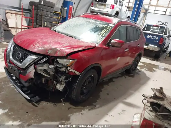 5N1AT2MV1HC868446 2017 NISSAN ROGUE - Image 2