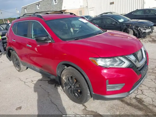 5N1AT2MV1HC872285 2017 NISSAN ROGUE - Image 1