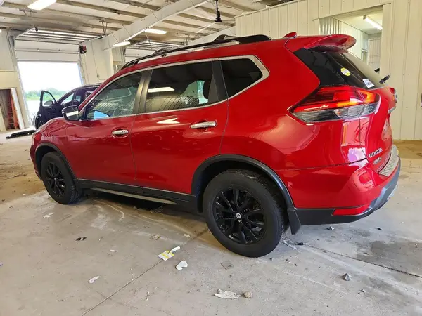 5N1AT2MV1HC874988 2017 NISSAN ROGUE - Image 2