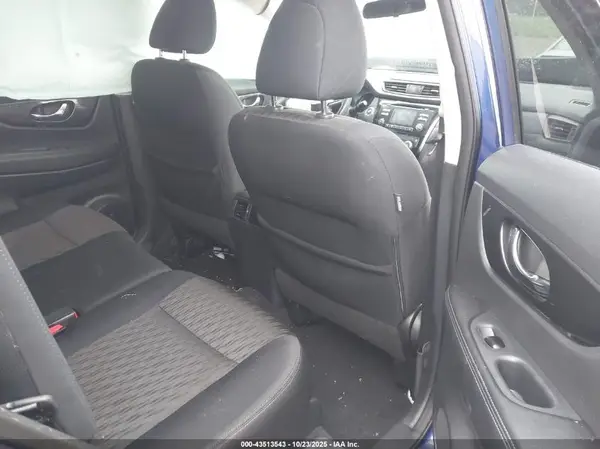 5N1AT2MV1HC877289 2017 NISSAN ROGUE - Image 8