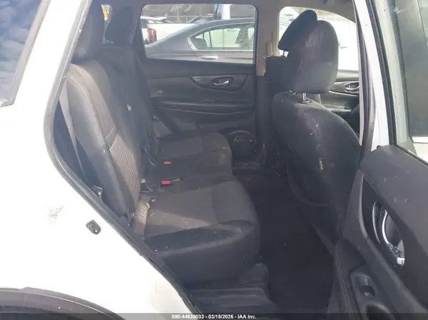 5N1AT2MV1HC882847 2017 NISSAN ROGUE - Image 8