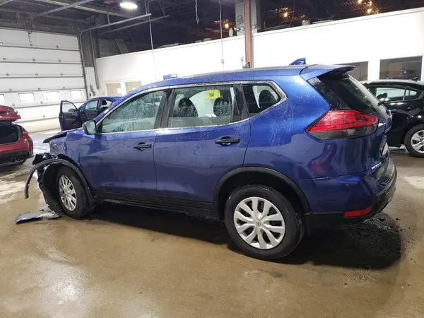 5N1AT2MV1HC891371 2017 NISSAN ROGUE - Image 2