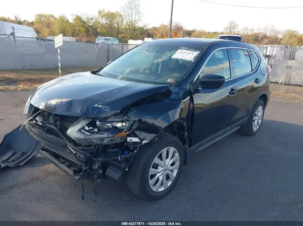5N1AT2MV1HC892598 2017 NISSAN ROGUE - Image 2