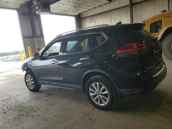 5N1AT2MV1HC896702 2017 NISSAN ROGUE - Image 2