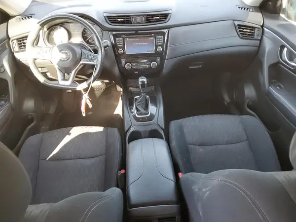 5N1AT2MV1HC896926 2017 NISSAN ROGUE - Image 8