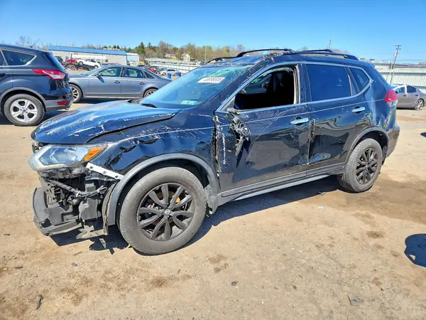 5N1AT2MV1HC897025 2017 NISSAN ROGUE - Image 1