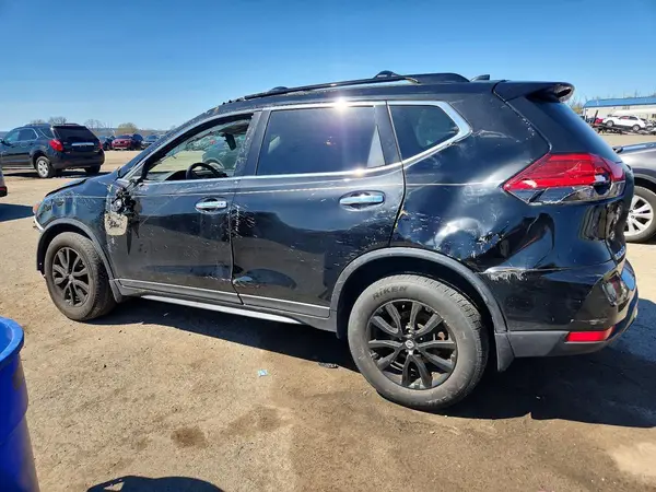 5N1AT2MV1HC897025 2017 NISSAN ROGUE - Image 2