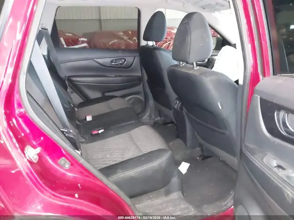 5N1AT2MV1JC701686 2018 NISSAN ROGUE - Image 8