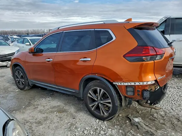 5N1AT2MV1JC713434 2018 NISSAN ROGUE - Image 2