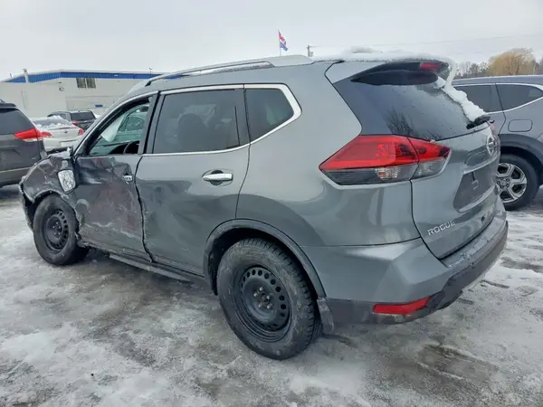 5N1AT2MV1JC716611 2018 NISSAN ROGUE - Image 2