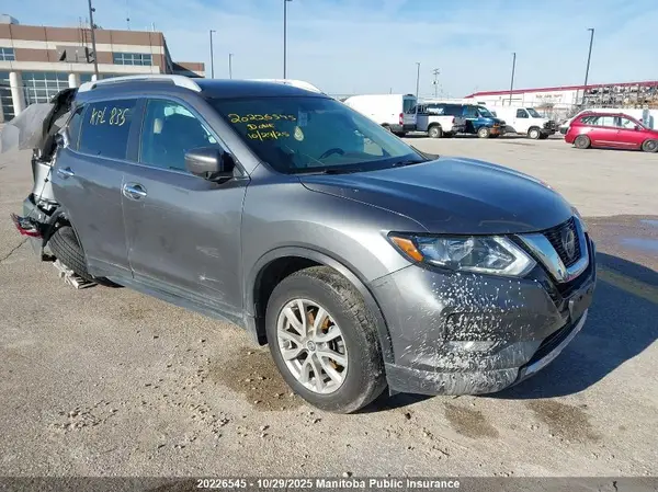 5N1AT2MV1JC719363 2018 NISSAN ROGUE - Image 1