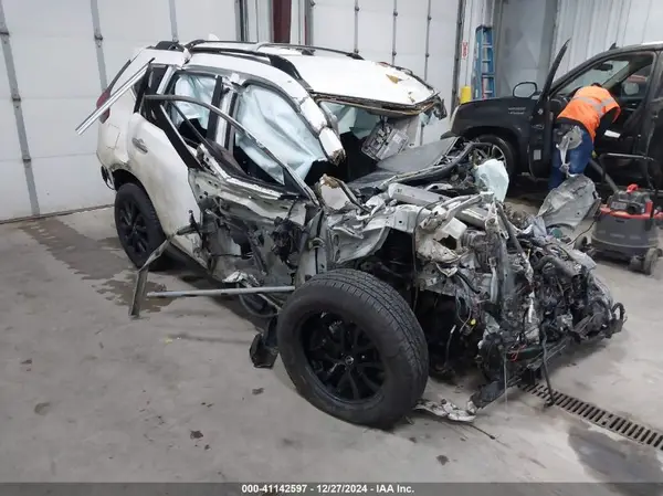 5N1AT2MV1JC719945 2018 NISSAN ROGUE - Image 1