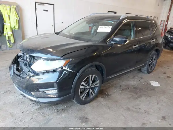 5N1AT2MV1JC728404 2018 NISSAN ROGUE - Image 2