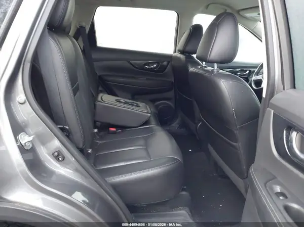 5N1AT2MV1JC729908 2018 NISSAN ROGUE - Image 8