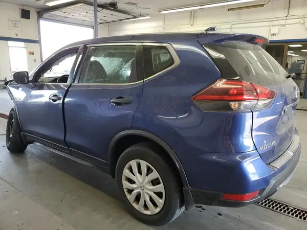 5N1AT2MV1JC730542 2018 NISSAN ROGUE - Image 2