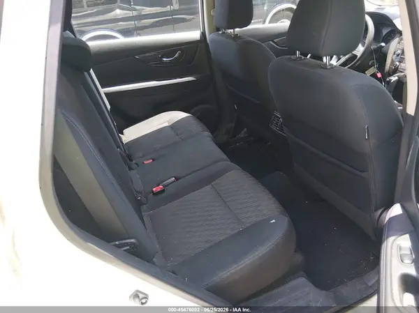 5N1AT2MV1JC732209 2018 NISSAN ROGUE - Image 8