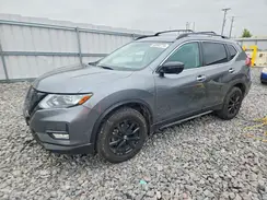 5N1AT2MV1JC735501 2018 NISSAN ROGUE