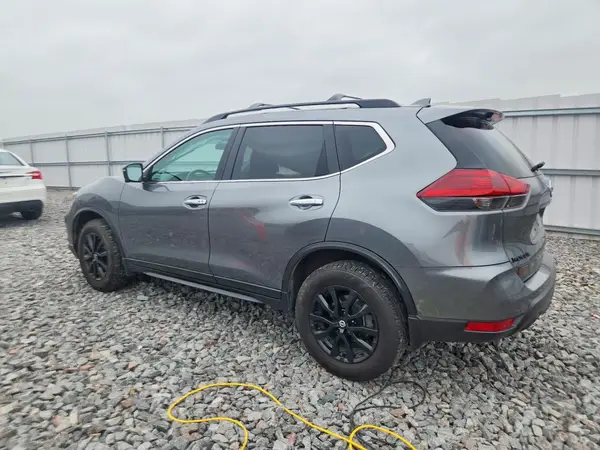5N1AT2MV1JC735501 2018 NISSAN ROGUE - Image 2