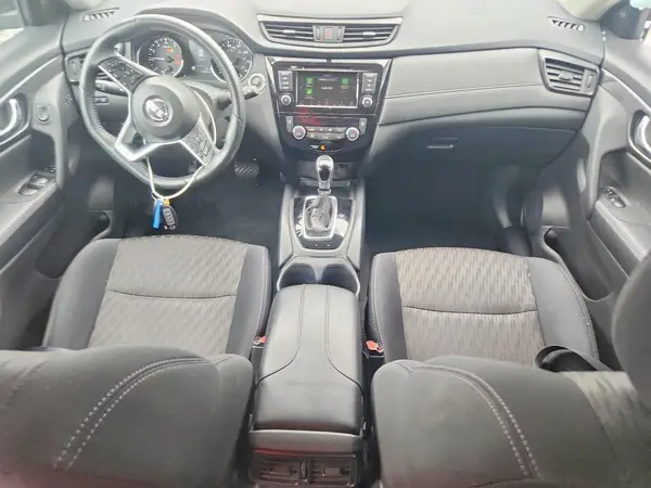 5N1AT2MV1JC735501 2018 NISSAN ROGUE - Image 8