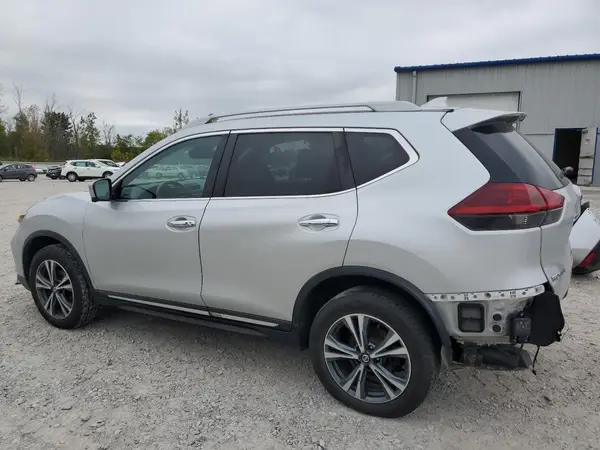 5N1AT2MV1JC742528 2018 NISSAN ROGUE - Image 2